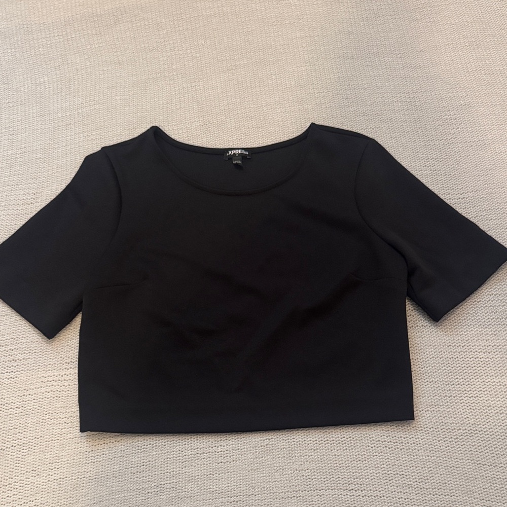 Express Black Cropped Top Medium | Short Sleeve Minimalist